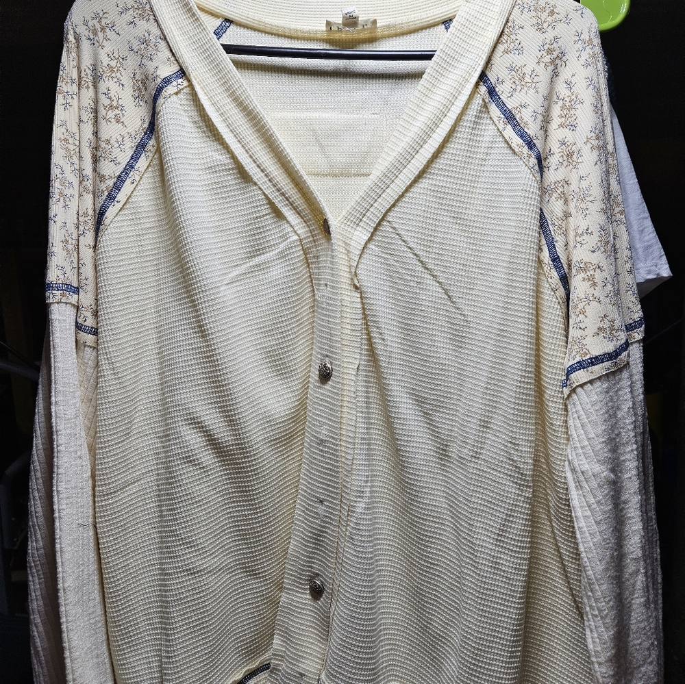 Cream and Blue Patterned Cardigan